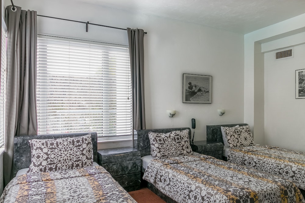 tropics hotel and hostel