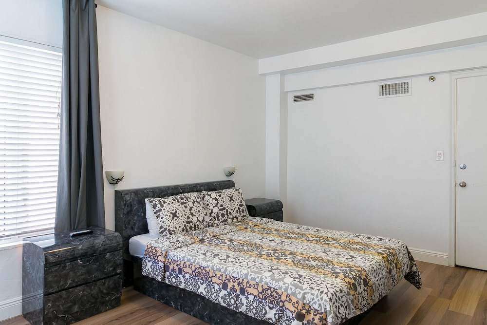 tropics hotel and hostel