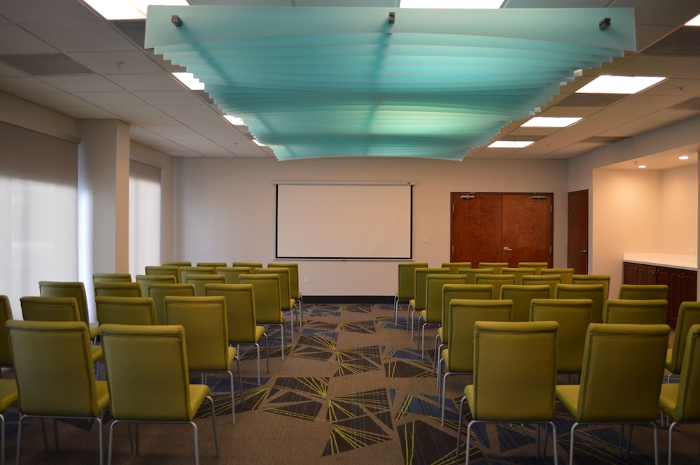 holiday inn express and suites miami hialeah by ihg