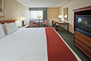 holiday inn express and suites miami hialeah by ihg