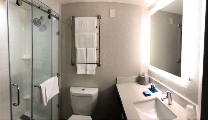 holiday inn express and suites miami hialeah by ihg