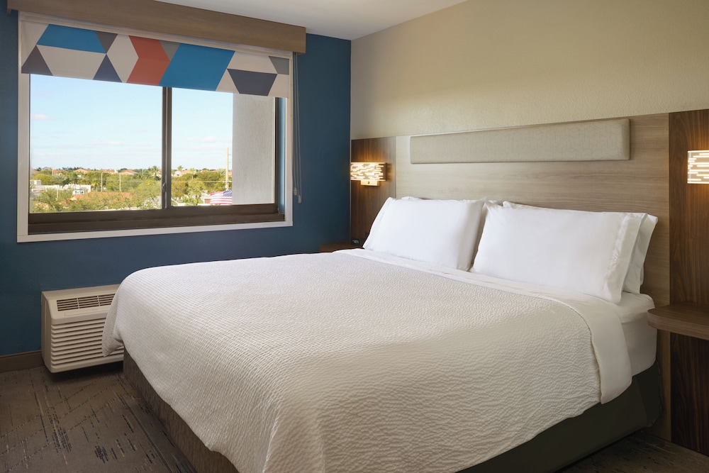 holiday inn express and suites kendall east miami by ihg