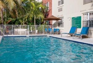 candlewood suites miami lakes by ihg