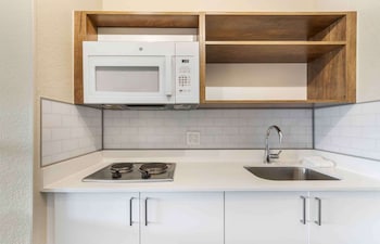 extended stay deluxe miami airport doral