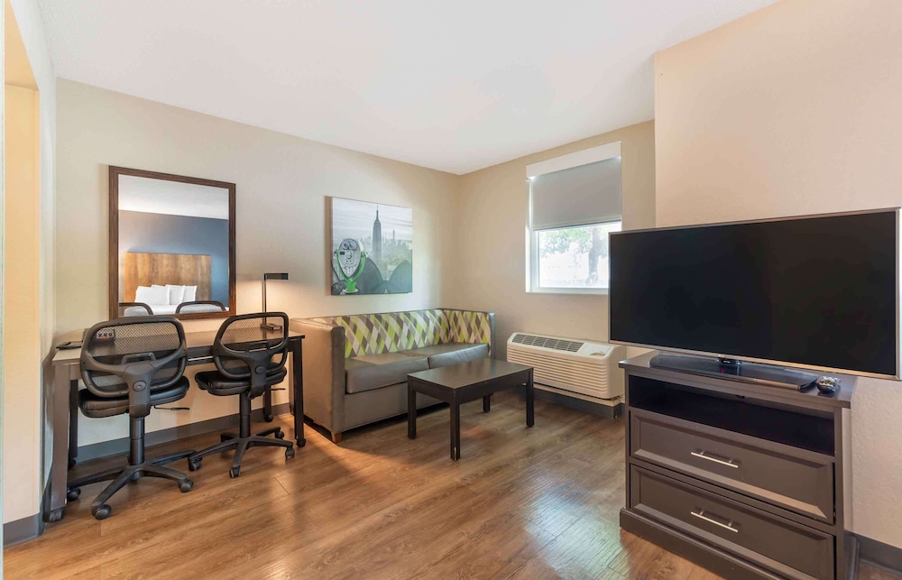 extended stay deluxe miami airport doral