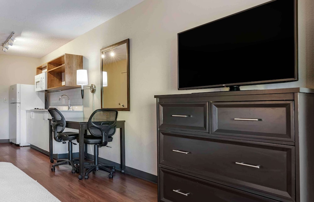 extended stay deluxe miami airport doral