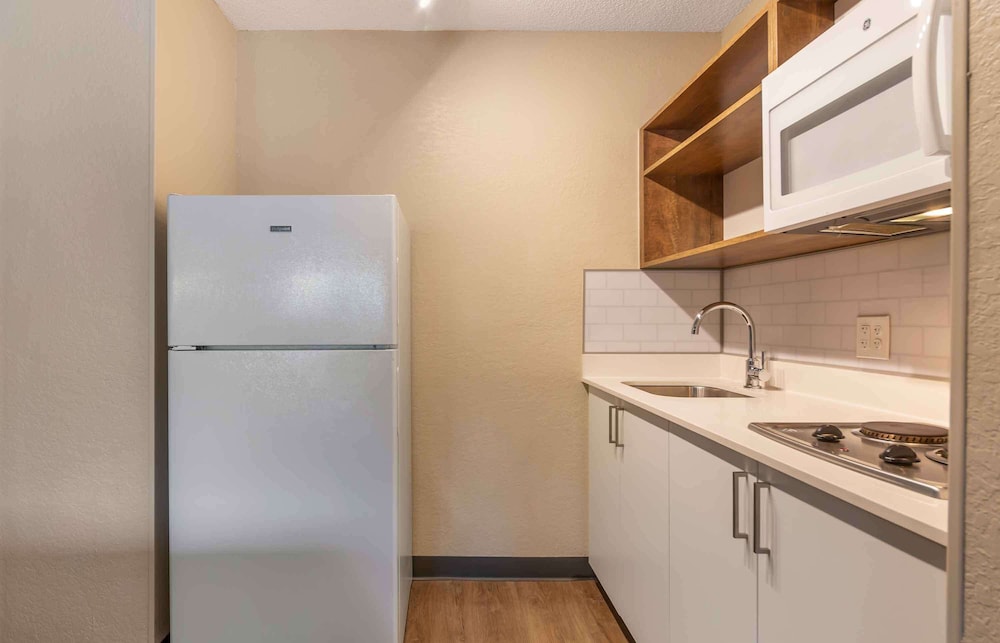 extended stay deluxe miami airport doral