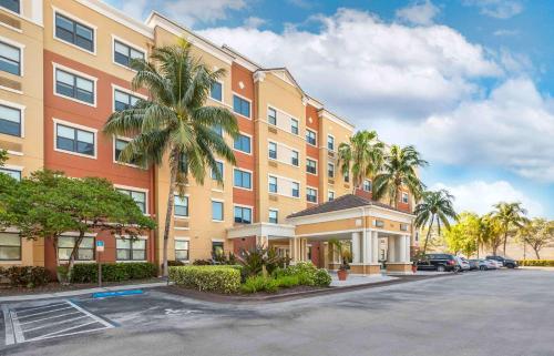 Extended Stay Deluxe Miami-Airport-Doral,Miami>>Doral,3 star