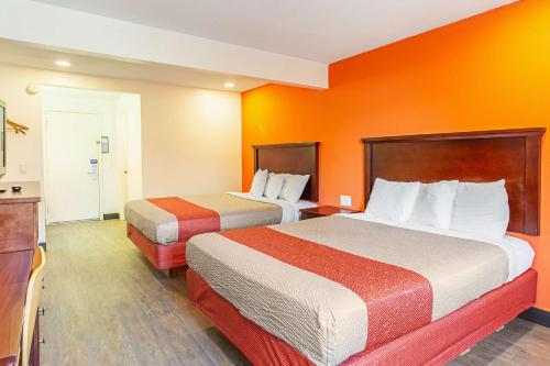 motel 6 pendleton or west