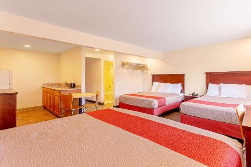 motel 6 pendleton or west