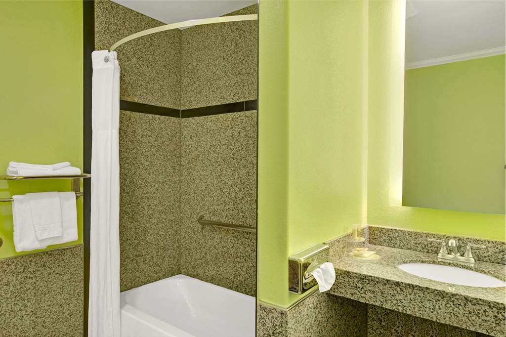 days inn by wyndham san francisco lombard