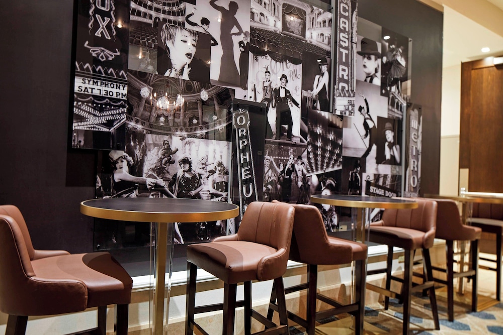hotel adagio autograph collection