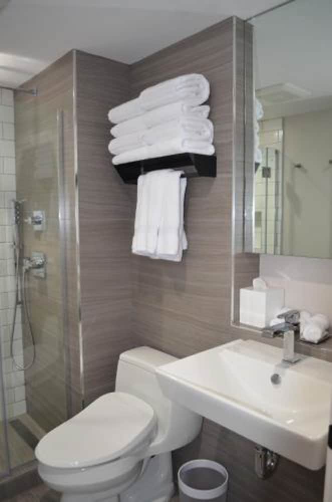 presidio parkway inn