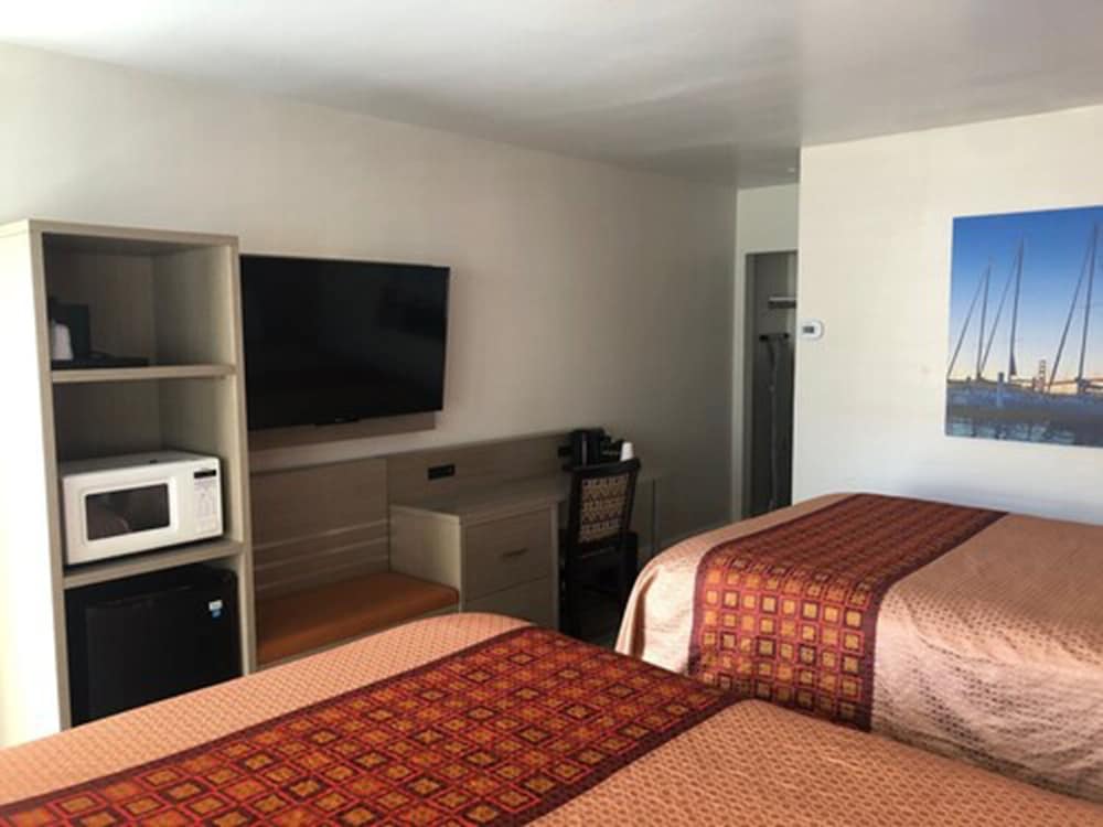 presidio parkway inn