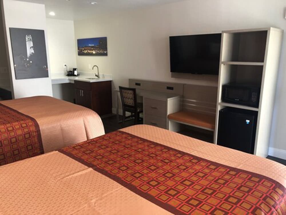 presidio parkway inn