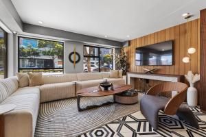 infinity hotel san francisco tapestry collection by hilton