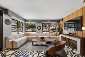 infinity hotel san francisco tapestry collection by hilton