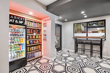 Infinity Hotel San Francisco, Tapestry Collection By Hilton,In San Francisco (Marina District),4 star