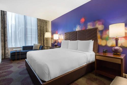 the chicago hotel collection magnificent mile