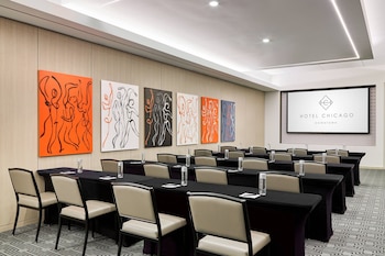 Hotel Chicago Downtown, Autograph Collection By Marriott,Crawford>>Chicago,4 star