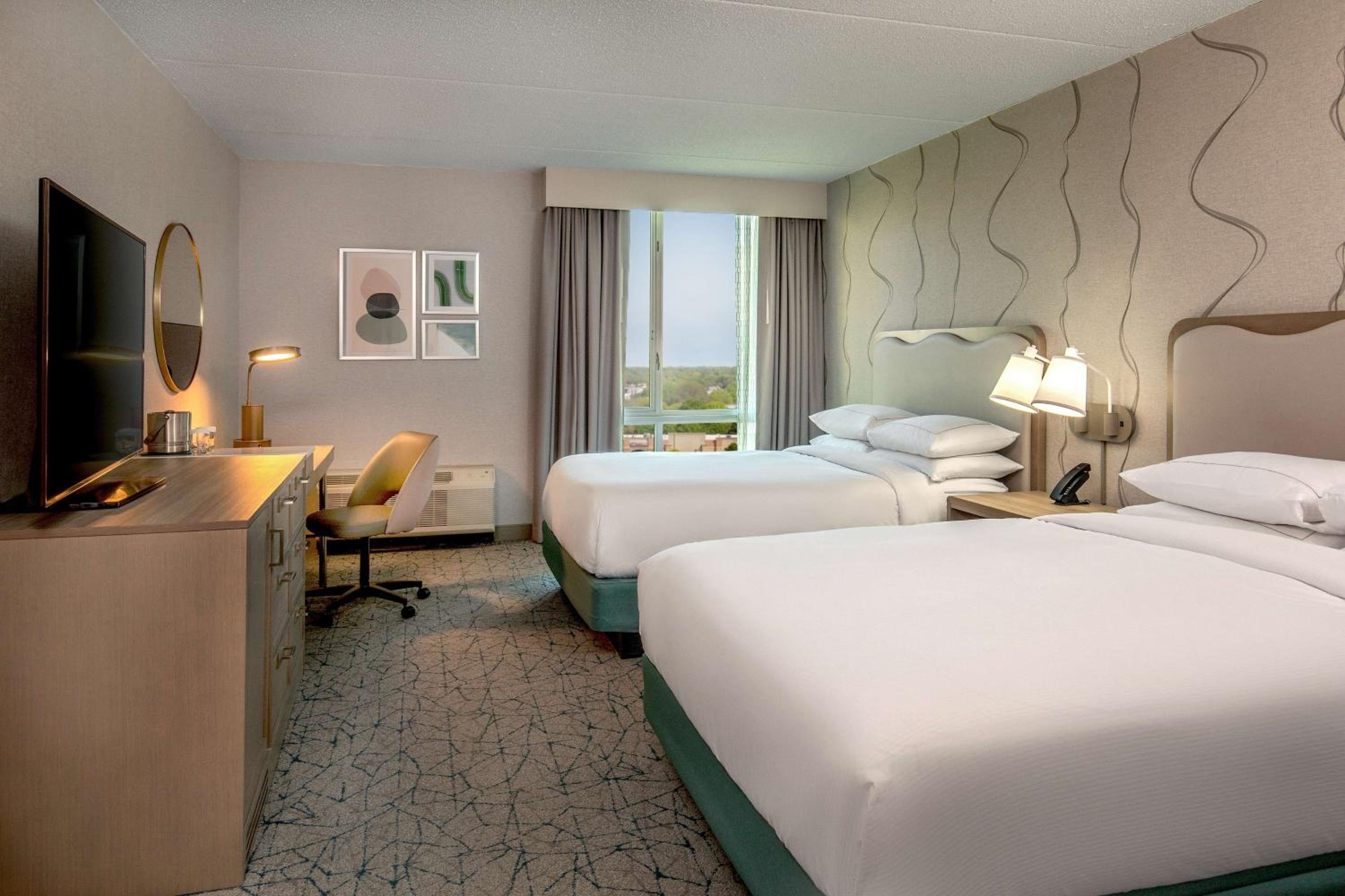 doubletree by hilton chicago north shore conference center