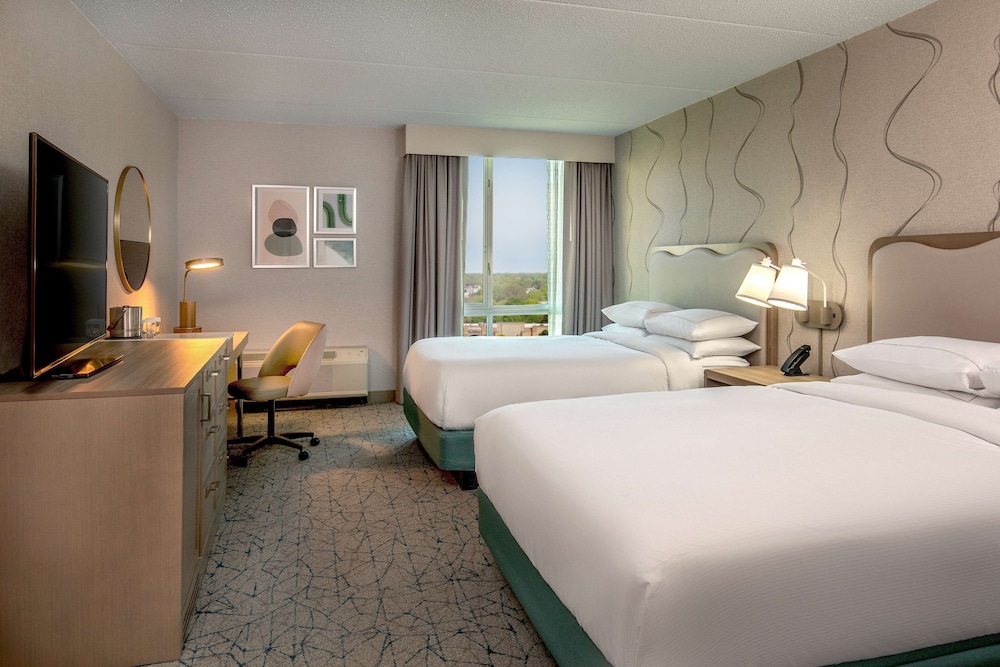 doubletree by hilton chicago north shore conference center