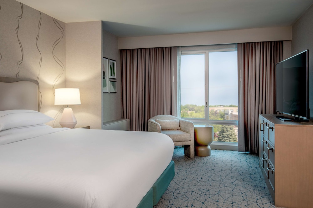 doubletree by hilton chicago north shore conference center