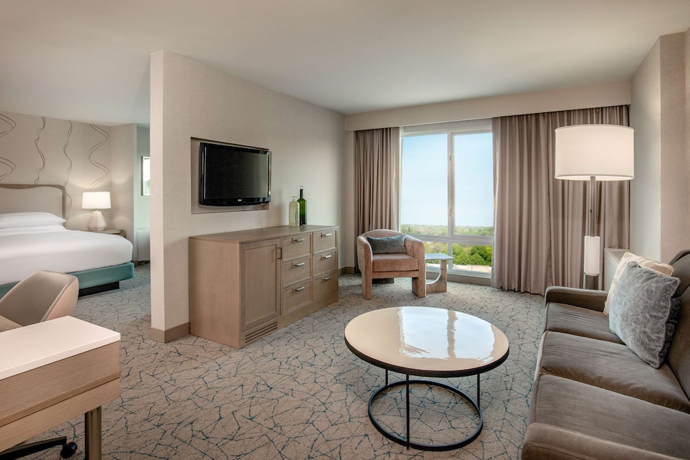 doubletree by hilton chicago north shore conference center