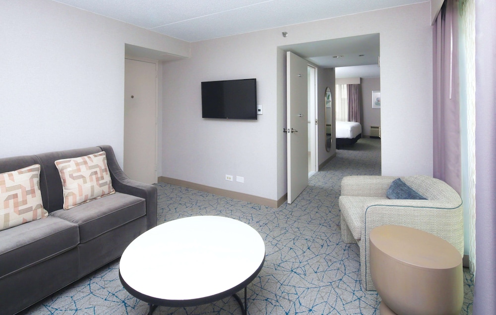 doubletree by hilton chicago north shore conference center