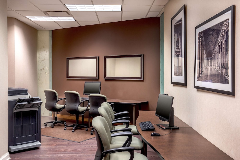 doubletree by hilton chicago north shore conference center