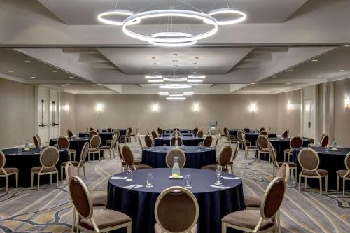 doubletree by hilton chicago north shore conference center