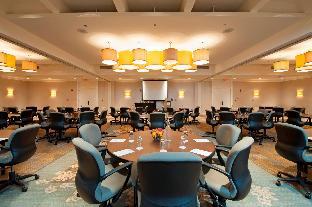 doubletree by hilton chicago north shore conference center