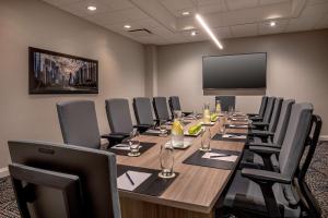 doubletree by hilton chicago north shore conference center
