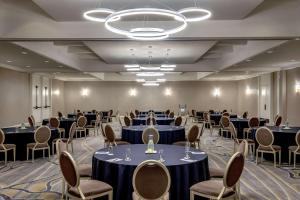 doubletree by hilton chicago north shore conference center