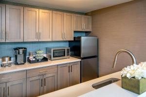 doubletree by hilton chicago north shore conference center