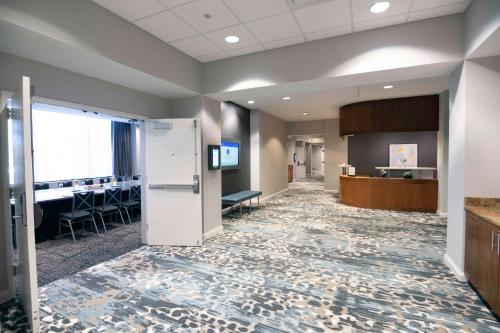 doubletree by hilton chicago north shore conference center