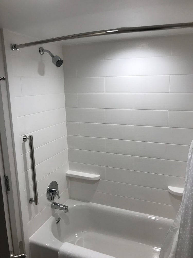 holiday inn express naperville an ihg hotel