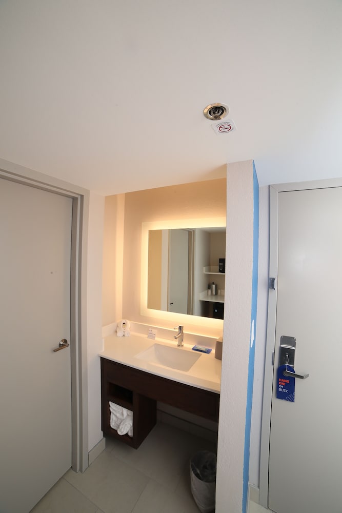 holiday inn express naperville an ihg hotel