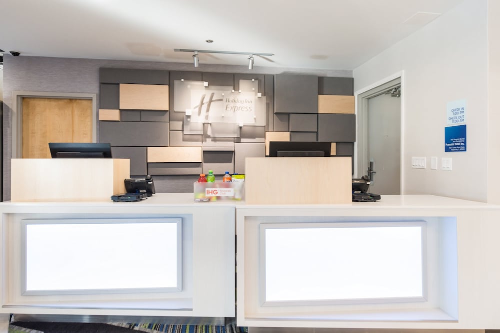 holiday inn express naperville an ihg hotel