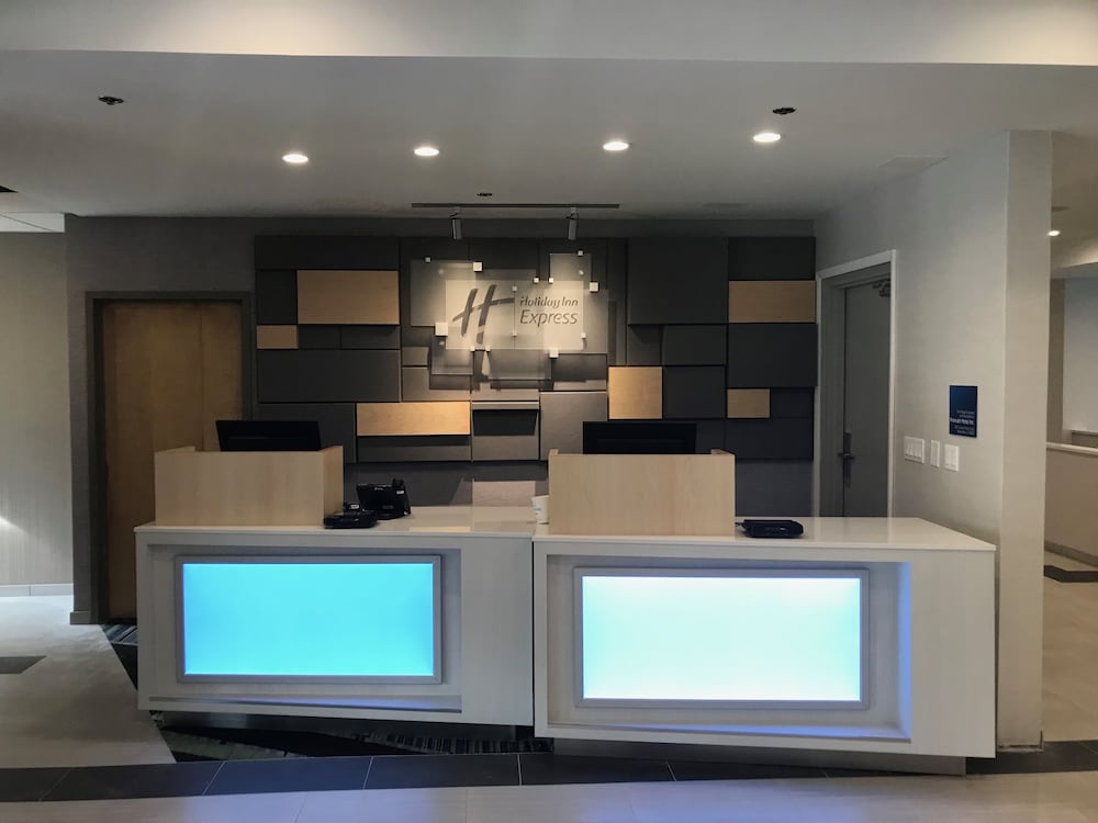 holiday inn express naperville an ihg hotel
