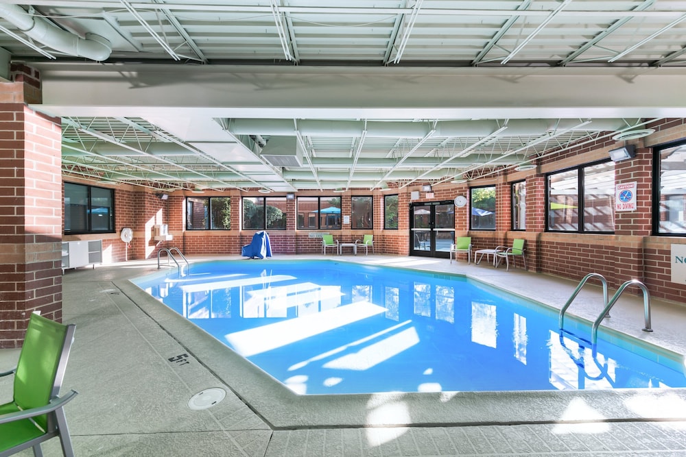 holiday inn express naperville an ihg hotel
