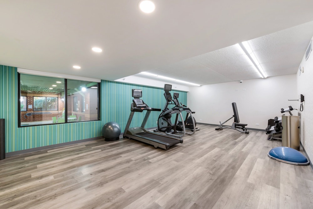 holiday inn express naperville an ihg hotel