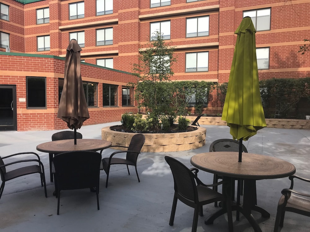 holiday inn express naperville an ihg hotel