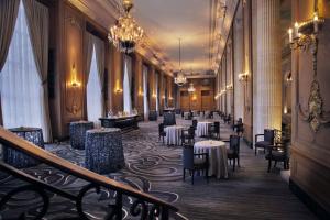 hilton chicago
