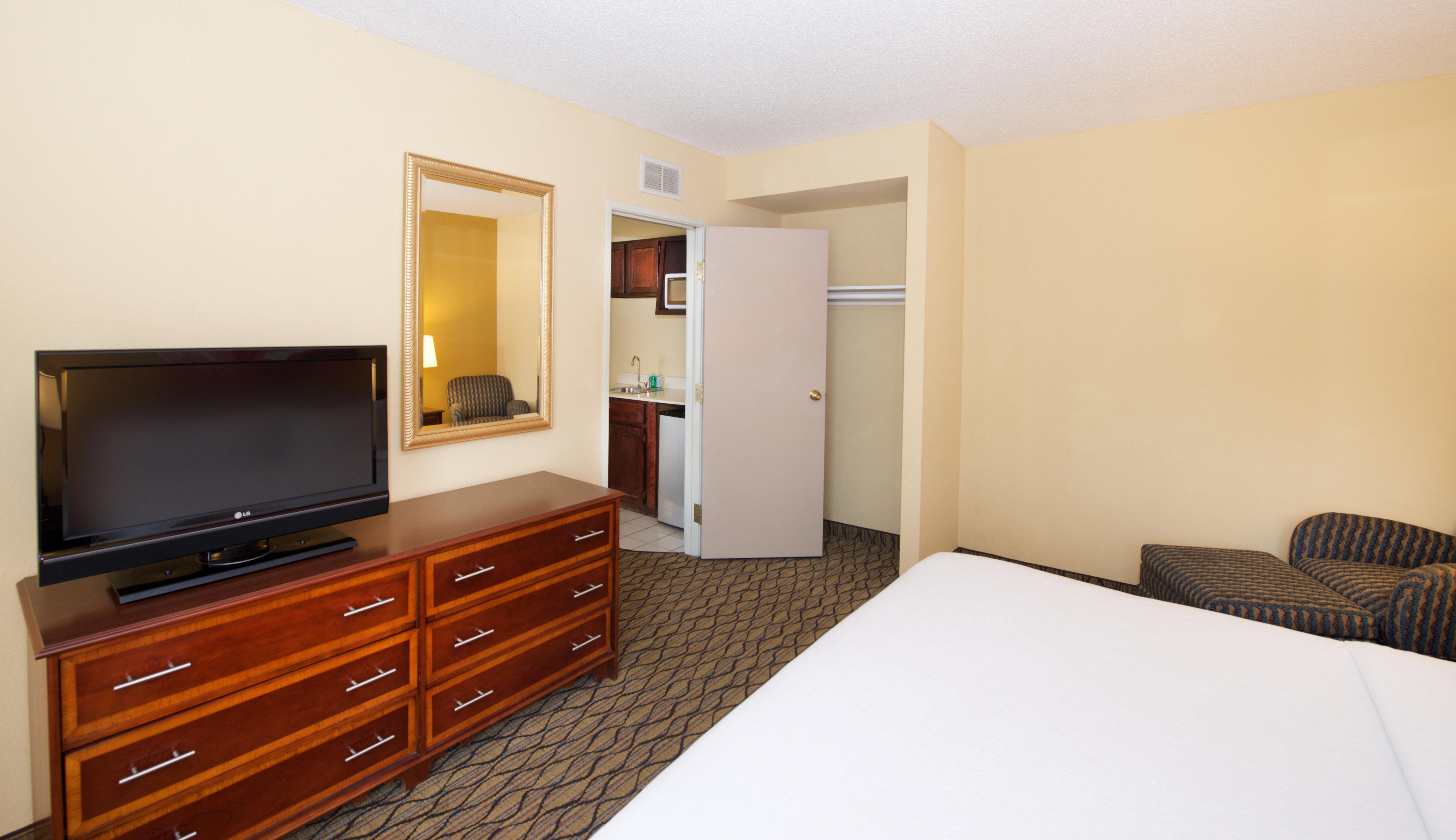 holiday inn and suites chicago downtown by ihg