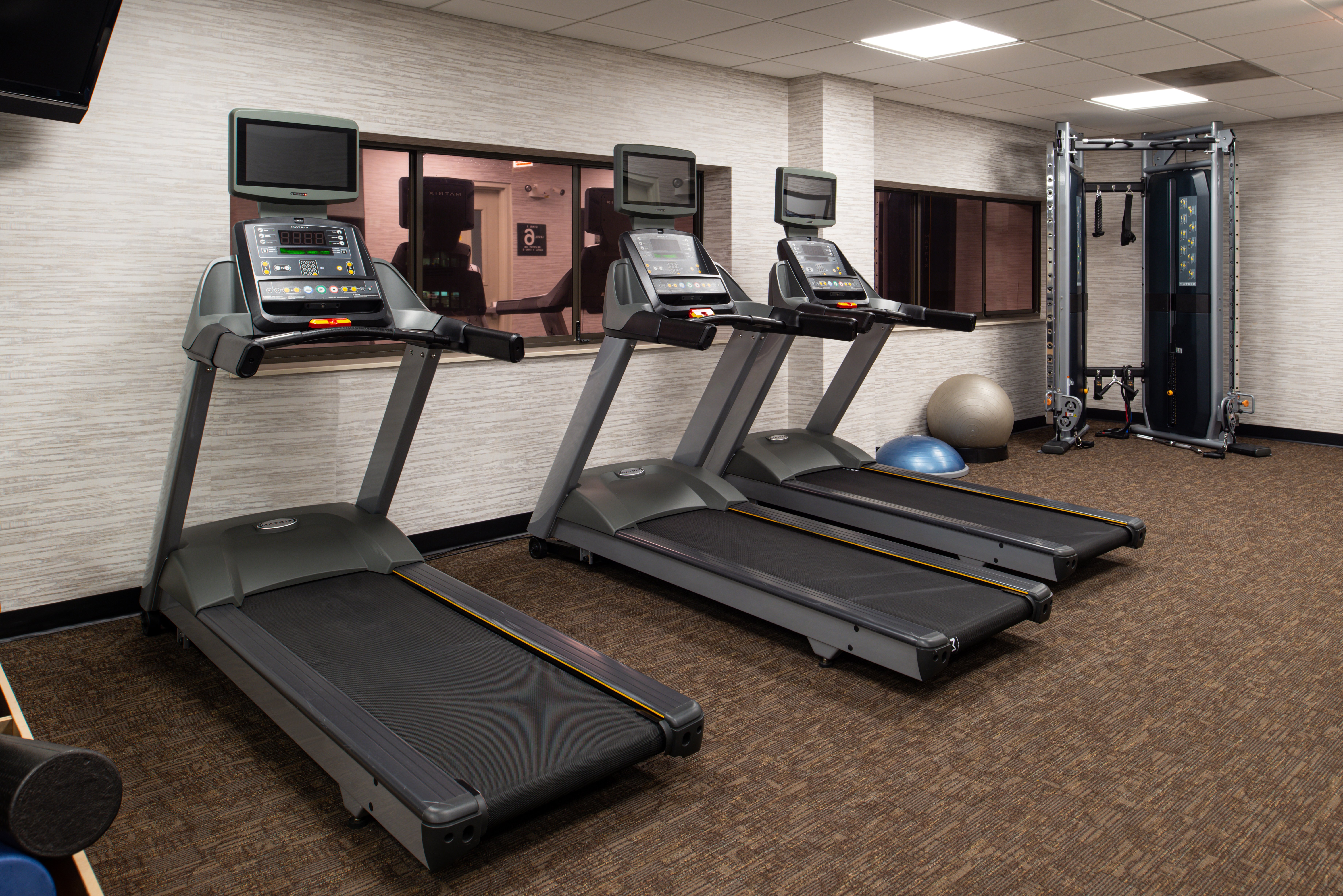 holiday inn and suites chicago downtown by ihg