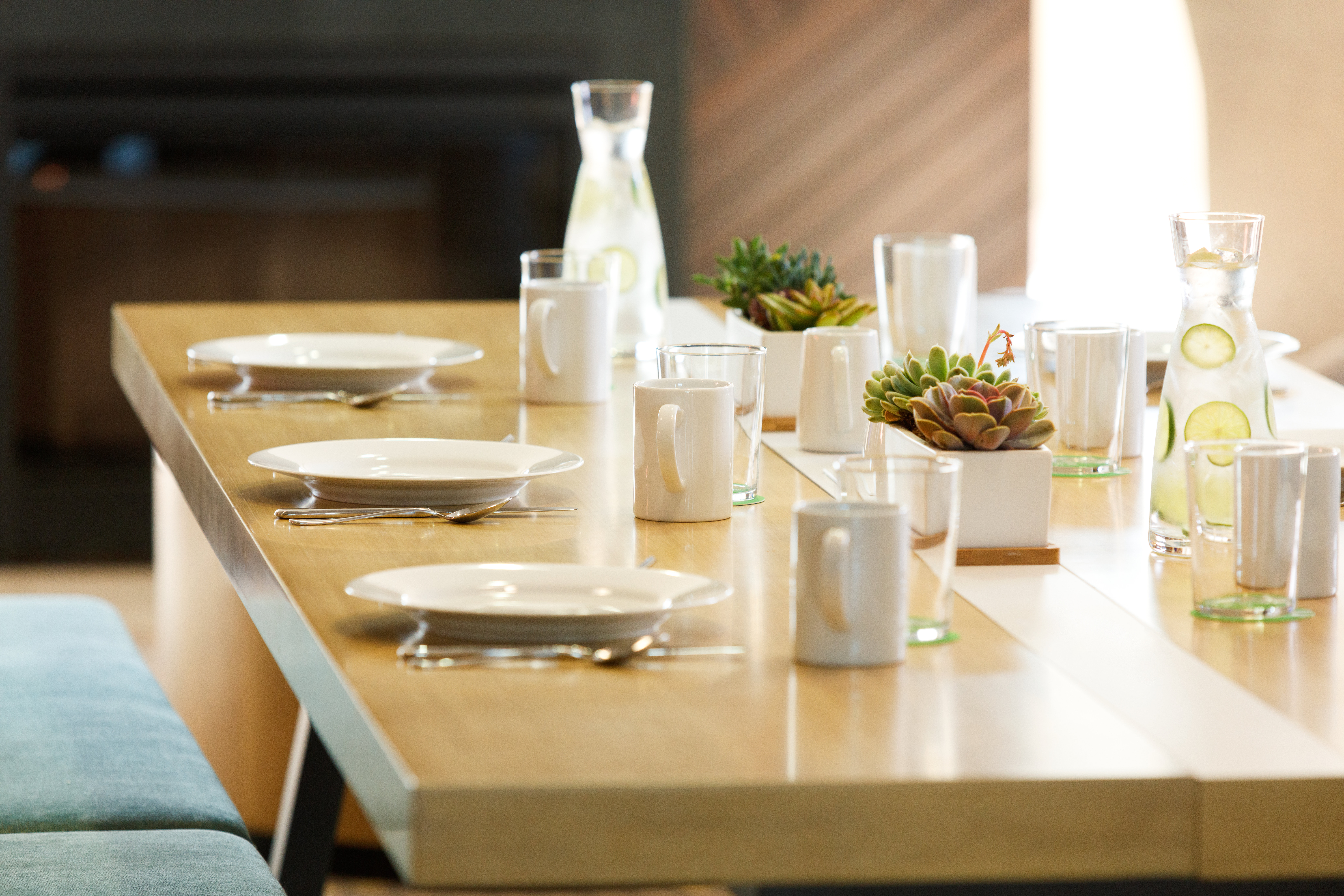 holiday inn and suites chicago downtown by ihg