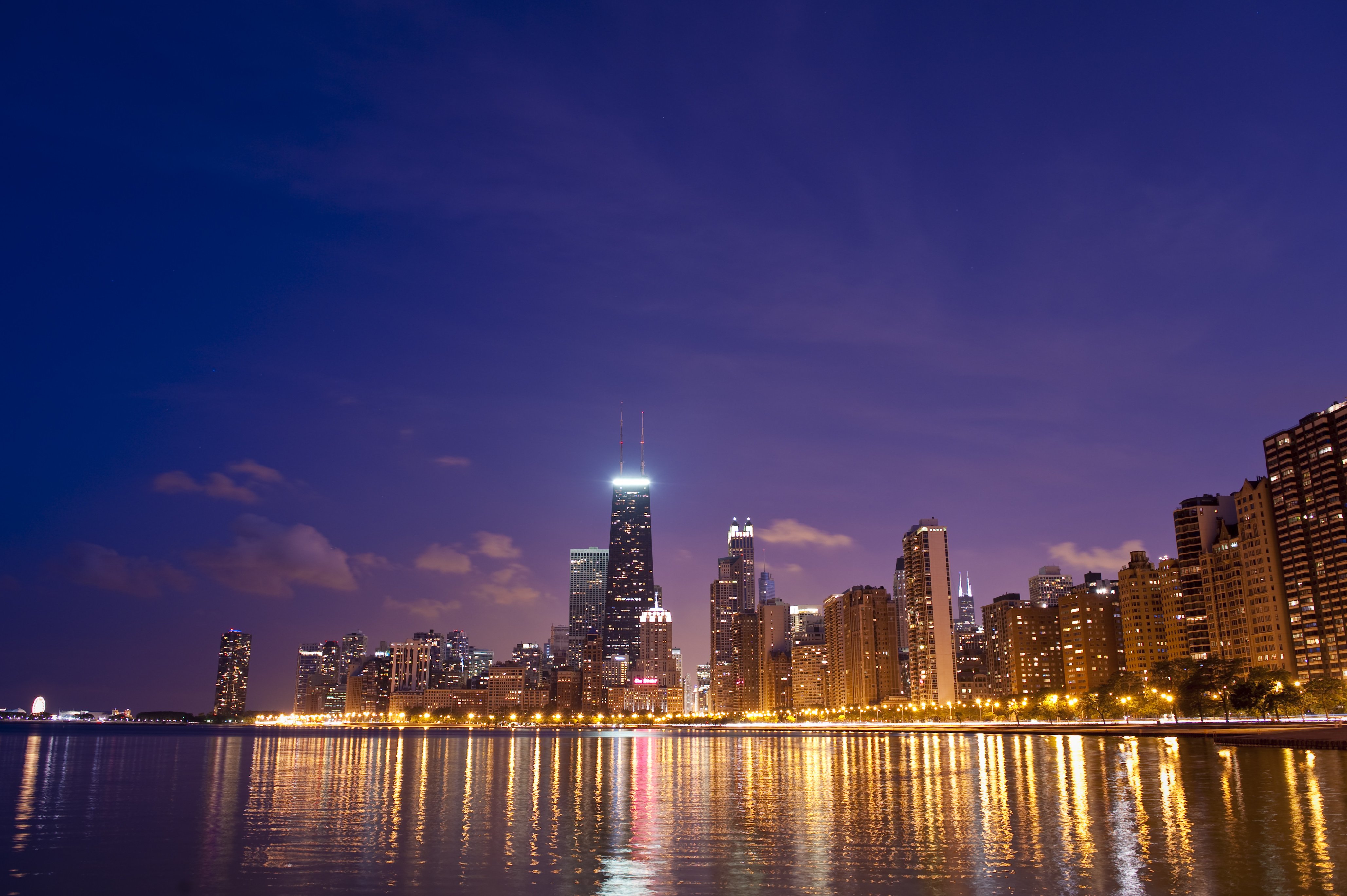 holiday inn and suites chicago downtown by ihg