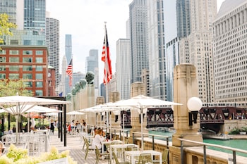 holiday inn chicago dwtn the mart by ihg