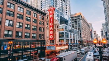 holiday inn chicago dwtn the mart by ihg